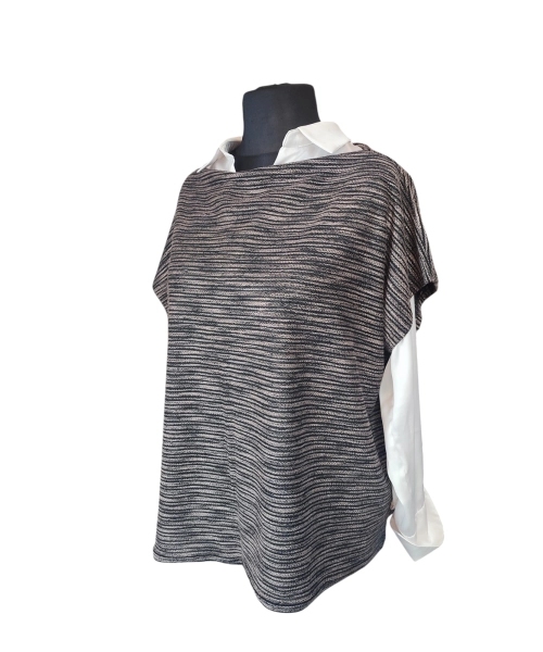 Kamizelka swetrowa damska dziergana z beżowym splotem